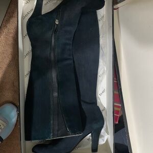 Gucci Blue Suede boots